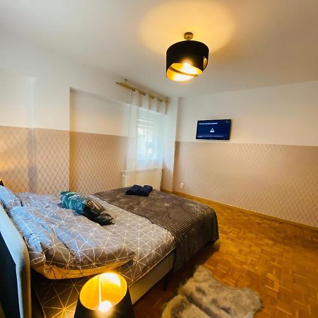Clicktheflat Solidarnosci City Center Apart Rooms Варшава Экстерьер фото