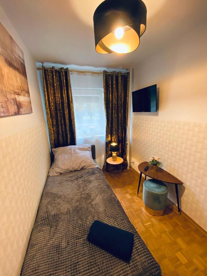 Clicktheflat Solidarnosci City Center Apart Rooms Варшава Экстерьер фото